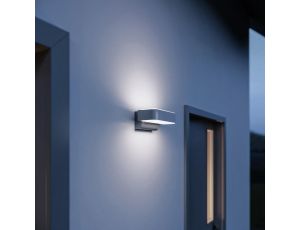 Lampa elewacyjna z czujnikiem ruchu i zmierzchu  Steinel L 810 SC LED  iHF Bluetooth Mesh Connect 9,8W 3000K 679lm IP44 IK03 230V srebrna / aluminium - image 2