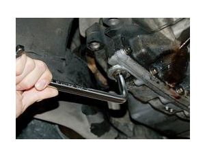 King Tony - POKRĘTŁO TRZPIENIOWE DO KORKA OLEJU TYP 