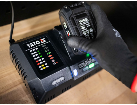 YATO - SUPER SZYBKA  ŁADOWARKA 18V (2,4-12A) - YT-828502 - 5