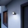 Naświetlacz z czujnikiem Steinel XLED curved LED PIR 9,3W 3000K 862lm IP44 IK03 230V antracytowy / tworzywo sztuczne - 3