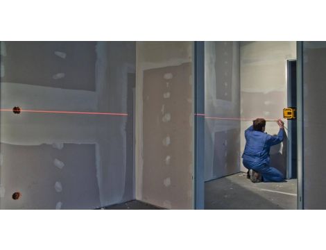 Laser krzyżowo-pionujący Stabila LAX 300, zestaw 4-częsciowy - 5