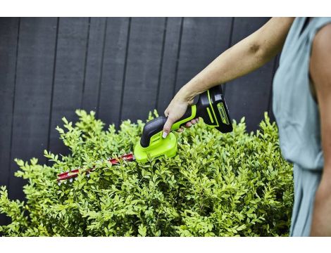 24V Nożyce do podcinania trawy i żywopłotów G24SHTK2 zestaw Ład.+2Ah - 8