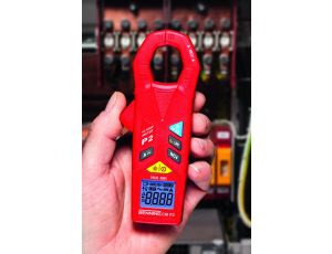 Miernik prądu BENNING CMP 2 cęgowy z akcesoriami - image 2