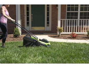 24V kosiarka 33 cm Greenworks GD24LM33K4 zestaw ładowarka + aku 4 Ah - image 2