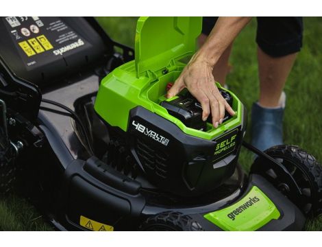 2x24V Kosiarka akumulatorowa z napędem 46cm G24X2LM46SPK4X  zestaw ładowarka dual + 2 aku 4Ah - 2