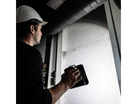 Akumulatorowa lampa robocza LED 2000 lm NOVA 2 CONNECT 03.6100C - 13