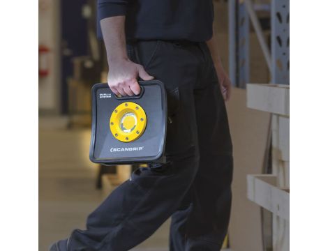 Akumulatorowa lampa robocza przeciwwybuchowa o mocy 4000 lm NOVA-EX R 03.5618 - 6