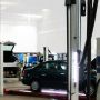 Rozwiązanie oświetleniowe liniowe dla podnośników 2-słupkowych i kolumnowych LINE LIGHT 2 POST  03.5225 - 7