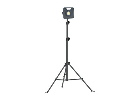 Wytrzymała akumulatorowo - sieciowa lampa robocza LED 4000 lm 25 W Scangrip NOVA 4 C+R forLIFE 03.6204 - 5