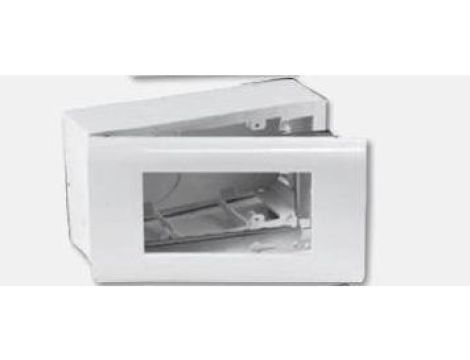 Obudowa natynkowa 4-modułowa do osprzętu w standardzie 45x45mm (zawiera SUP metalowy i RAM) OBUK-4/M