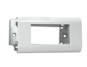 Ramka maskująca 4-modułowa z uchwytem metalowym, do kanałów KP90x60, 110x60, 130x60, 150x60 i puszek PU-4 RAMK-4/M