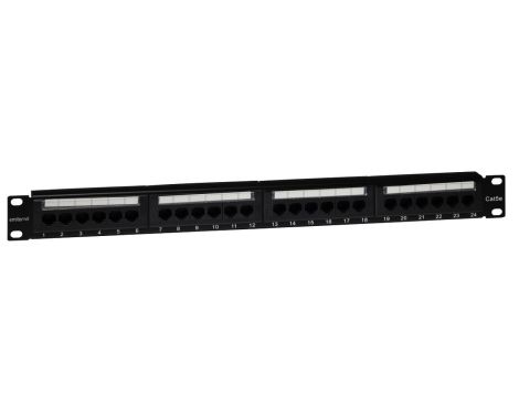 Panel 19 24 x RJ45 UTP kat. 5e (1U) z półką
