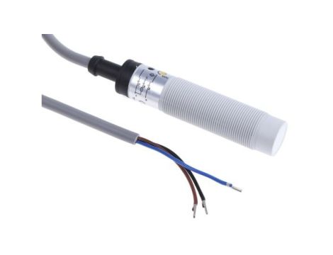 Czujnik pojemnościowy PNP 8 mm cylindryczny M18 x 1 200 mA 10 → 30 V DC IP67