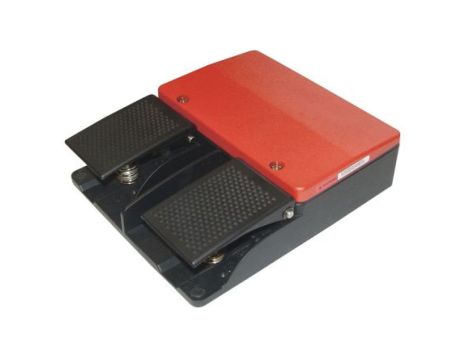 Przełącznik nożny IP65 Chwilowy, SP-CO 10 A 600V