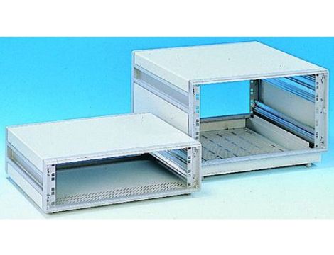 Obudowa do montażu w szafie, 6U