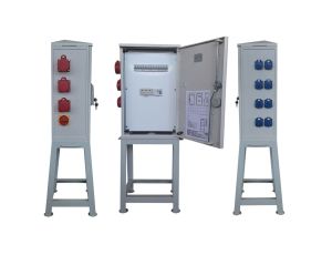 Rozdzielnica elektryczna budowlana na stojaku + dźwignia ręczna (8x2P+Z, 2x16A/5P, 1x32A/5P) RB40x60-K63-00128Z-P0-RG63A