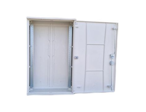 Obudowa termoutwardzalna z kątownikami OZ 53x80 99-327