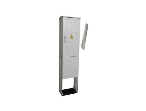 Obudowa termoutwardzalna na fundamencie z kątownikami OZ40x80+F