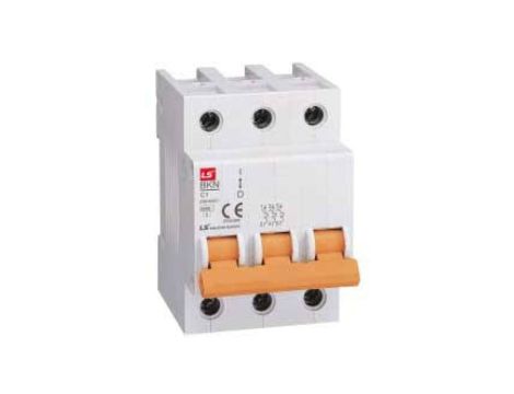 Wyłącznik nadprądowy 1,5 modułu 3P C 100A 10kA AC BKH-C-100-3 06110347R0