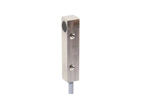 IB09C858, czujnik indukcyjny, 40x8x8mm, płaski, Sn: 2, 10-30V DC, PNP NO, Kabel 3m PVC, IP67, Niklowany