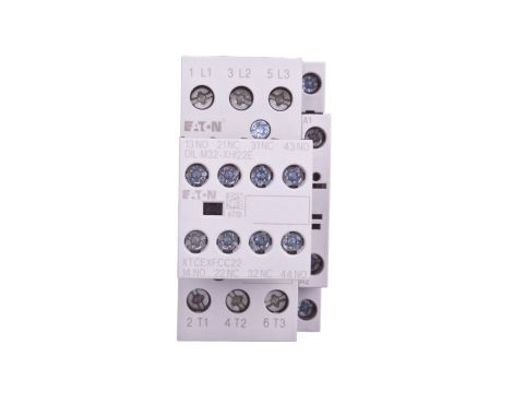 Stycznik mocy 17A 3P 230V AC 2Z 2R DILM17-22(230V50HZ,240V60HZ) 106364