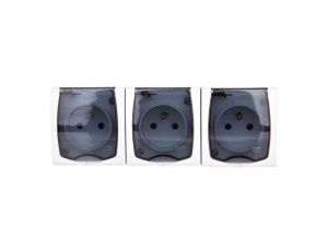 MADERA Gniazdo hermetyczne potrójne z/u IP44 z przesłonami klapka przezroczysta białe GNH-3NZP/00/d