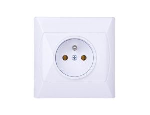 AKCENT Gniazdo pojedyncze z/u białe GP-1AZ/00