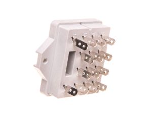 Gniazdo przekaźnika R-15 4P GOP14 do lutowania 592071