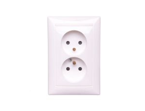 VALENA Gniazdo podwójne z/u 16A IP20 białe 770078