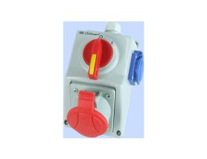 Zestaw instalacyjny z rozłącznikiem 32A 5P 400V, 1x16A 250V 2P+Z O-I C32-18.1N IP54 974012