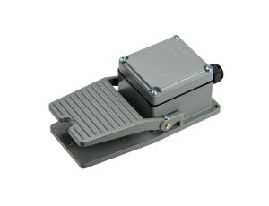 Przełącznik nożny pojedynczy bez obudowy 15A nacisk 3,2kg P1-BO