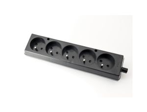 Gniazdo przenośne pięciokrotne 16A 2P+Z 250V czarne GN-570