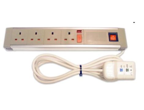 Przedłużacz 4-gniazda 230 V AC Typ G - brytyjski 2m 374216