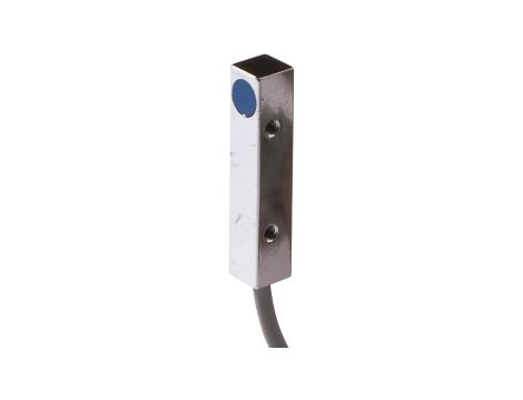 IB090206, czujnik indukcyjny, 40x8x8mm, Flush, Sn: 3, 10-30V DC, PNP NC, kabel 2m, IP67, Zamak chromowany