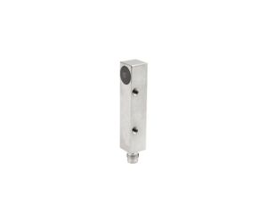 Czujnik indukcyjny 65x12x12 mm zabudowany Sn: 4 10-30V DC PNP NO złącze M8 3-pinowe IP67 mosiądz chromowany IB130170