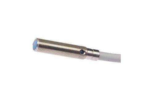 Czujnik indukcyjny M5x0.5 25mm quasi-zabudownay Sn 2.5 10-30V DC PNP NO kabel 2m PVC IP67 srebro niklowane IB05010H