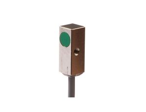 Czujnik indukcyjny 20x8x8mm zabudowany Sn: 2mm 10-30V DC PNP NO kabel 2m PVC odlew cynkowy niklowany IP67 IB090104
