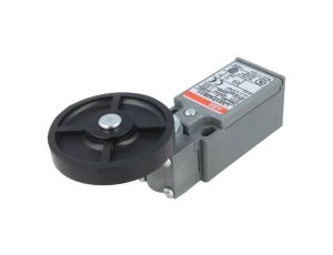 Wyłącznik krańcowy dźwignia R 26,5mm rolka z gumy Ø50mm 1SBV010142R1211