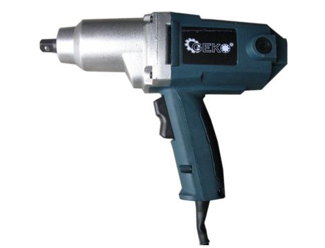 KLUCZ UDAROWY 800W 1/2" 650Nm + NASADKI GEKO