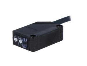E3Z-D82 Czujnik fotoelektryczny o zasięgu 01m PNP DARK-ON,LIGHT-ON