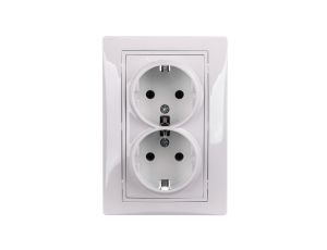 DOMO Gniazdo podwójne Schuko kompletne śrubowe 16A 250V biały 011270102 24740