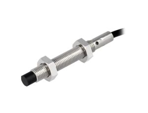 Czujnik indukcyjny o zasięgu 04mm, konfiguracji wyjścia PNP / NO, napięciu zasilania 1030VDC, maksymalnym prą E2BS08LN04WPB12M