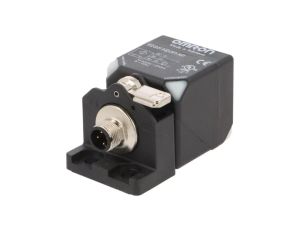 Czujnik indukcyjny o zasięgu 020mm, konfiguracji wyjścia PNP / NO, napięciu zasilania 1030VDC, maksymalnym prądz E2Q5-N20F1-M1