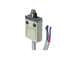 D4C-1202 Wyłącznik krańcowy z rolką metalową podłużną Ø12mm, konfiguracją wyjścia NO + NC