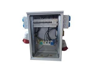 Rozdzielnica elektryczna Partnersite 8x230V, 3x32A Uzbrojona