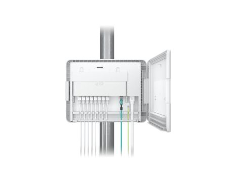 Obudowa zewnętrzna IPX6, dedykowana dla UISP Switch oraz UISP Router Ubiquiti UISP-Box