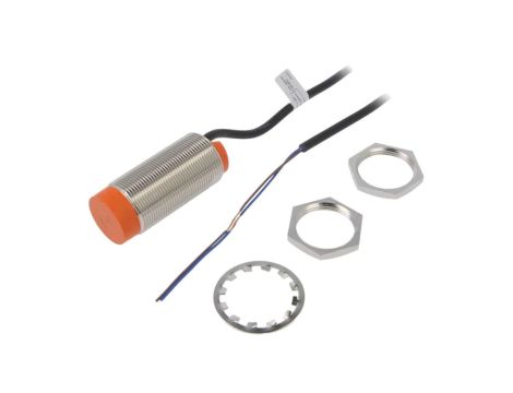 CR30-15AC Czujnik pojemnościowy o zasięgu 0...15mm, 2-przewodowy NC, 85...264VAC, M30