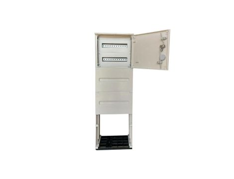Obudowa termoutwardzalna z fundamentem 40x40 2x16 modułów IP 44 rozdzielnia elektryczna złącze kablowe RT 40x40 TH/F