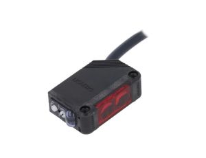 E3Z-R81 Czujnik fotoelektryczny o zasięgu 0,14m PNP DARK-ON,LIGHT-ON