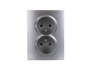 LOGI Gniazdo podwójne 2x2P+Z kompletne śrubowe 16A 250V Srebrny 25212